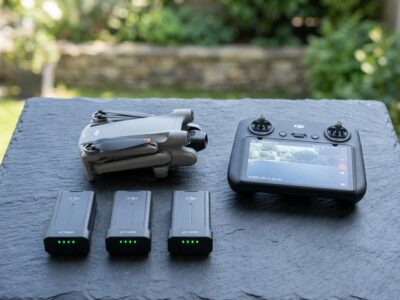 Дрон DJI Mini 4K с дистанционно и Fly More батерии